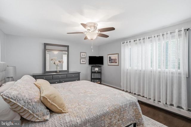 1405 ORCHARD LN, Cherry Hill, NJ 08002