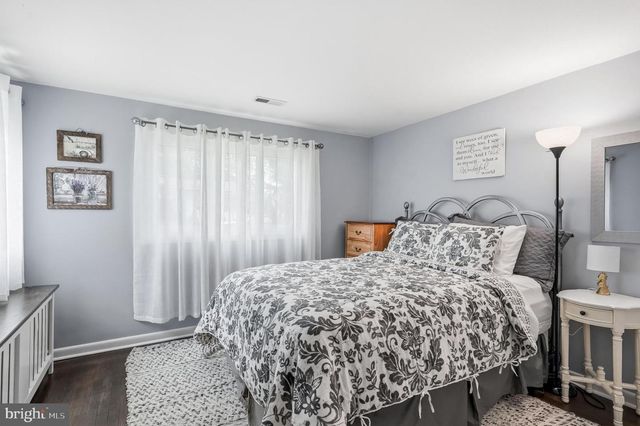 1405 ORCHARD LN, Cherry Hill, NJ 08002