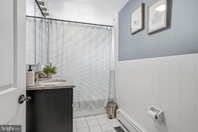 1405 ORCHARD LN, Cherry Hill, NJ 08002