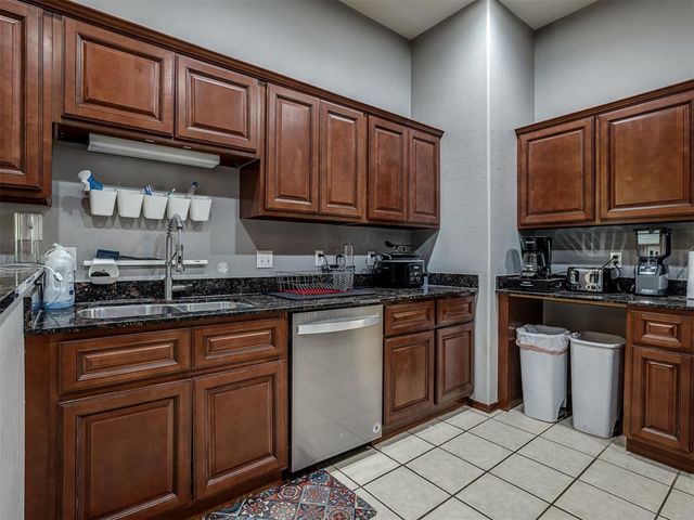 308 Tumbleweed Road, Yukon, OK 73099