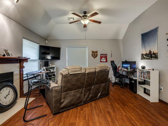 308 Tumbleweed Road, Yukon, OK 73099