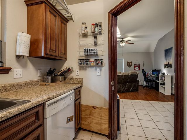 308 Tumbleweed Road, Yukon, OK 73099