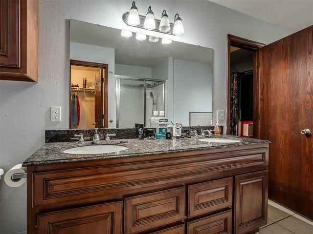 308 Tumbleweed Road, Yukon, OK 73099