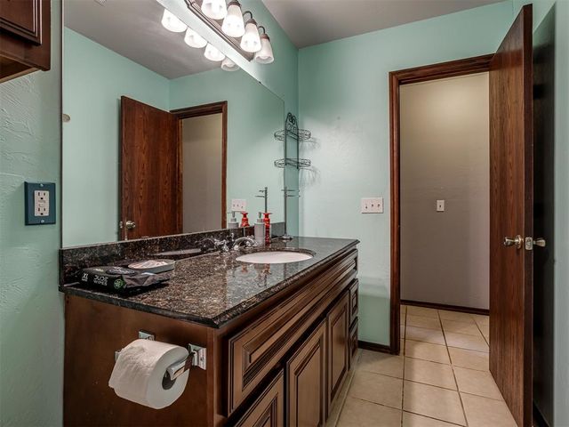 308 Tumbleweed Road, Yukon, OK 73099