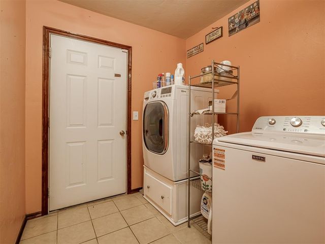 308 Tumbleweed Road, Yukon, OK 73099