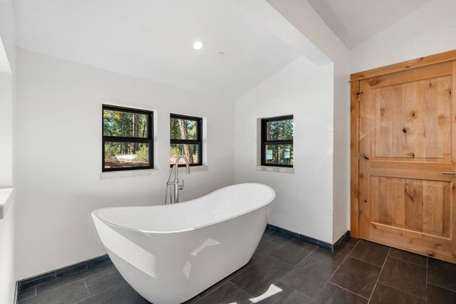 15664 Sherwood Drive, Truckee, CA 96161