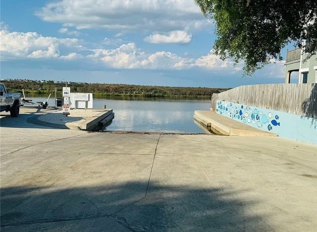 14877 Cobo De Bara, Corpus Christi, TX 78418