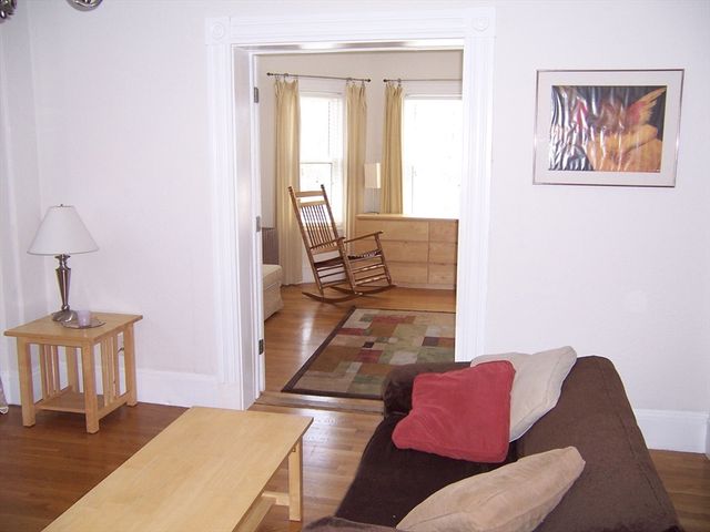 474 Main St 2, Medford, MA 02155