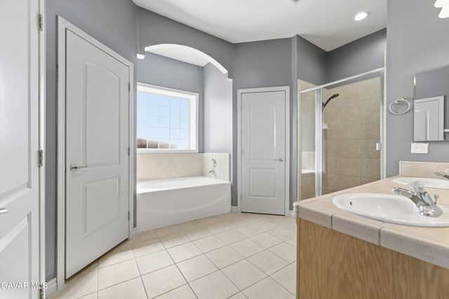 906 Mulberry Street, Tehachapi, CA 93561