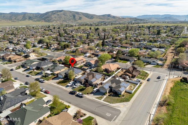 906 Mulberry Street, Tehachapi, CA 93561