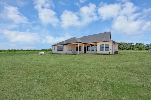 1191 Allie Lane, Dayton, TX 77535