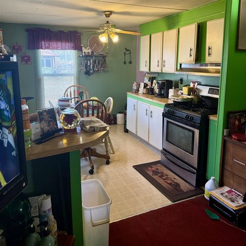 516 Morrison Avenue, Bangor, MI 49013