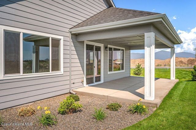3360 W Segar Loop, Post Falls, ID 83854