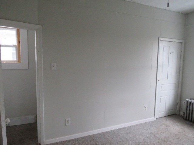 919 Oakland Ave, Charleroi Boro, PA 15022