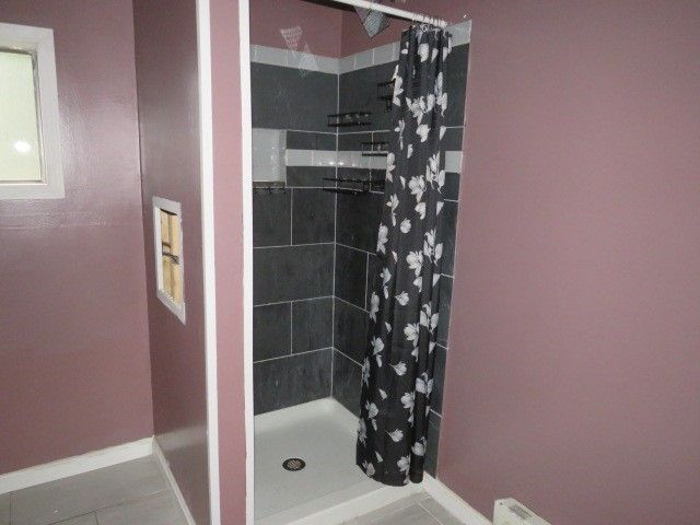 919 Oakland Ave, Charleroi Boro, PA 15022