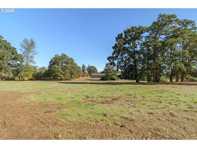 93940 RIVER Rd, Junction City, OR 97448