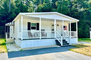16 Tamarack Place, Londonderry, NH 03038