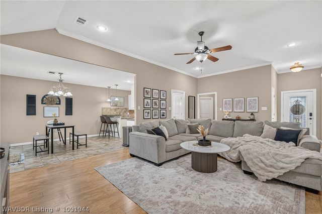 129 Honeysuckle Street, Alma, AR 72921