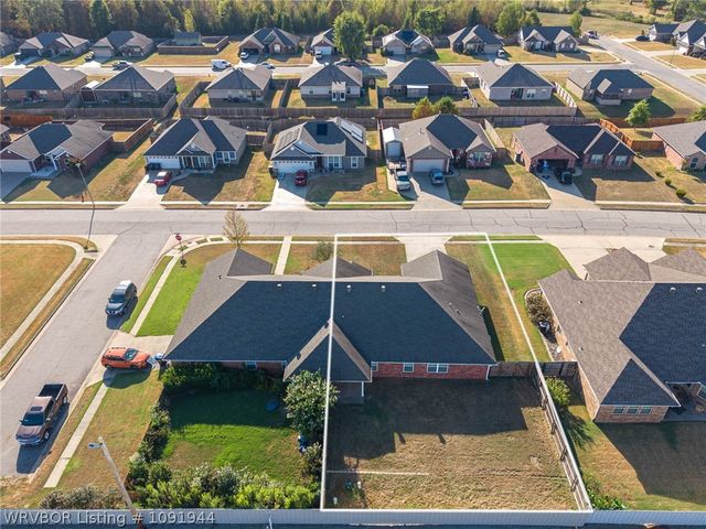 129 Honeysuckle Street, Alma, AR 72921