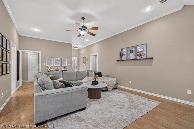 129 Honeysuckle Street, Alma, AR 72921