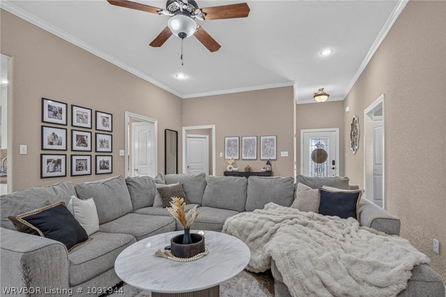 129 Honeysuckle Street, Alma, AR 72921