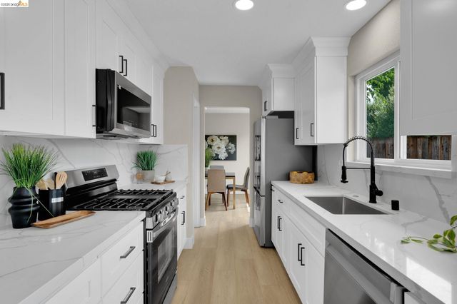 3672 Glacier Ct, Pleasanton, CA 94588