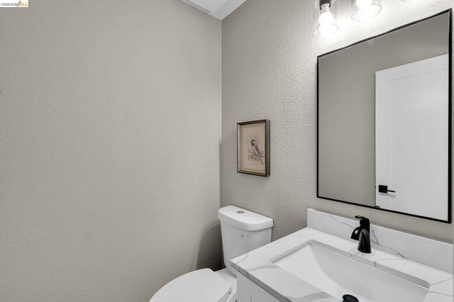 3672 Glacier Ct, Pleasanton, CA 94588