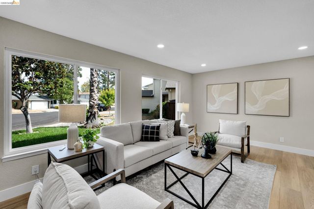 3672 Glacier Ct, Pleasanton, CA 94588