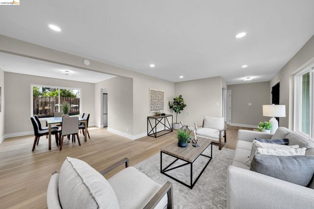 3672 Glacier Ct, Pleasanton, CA 94588