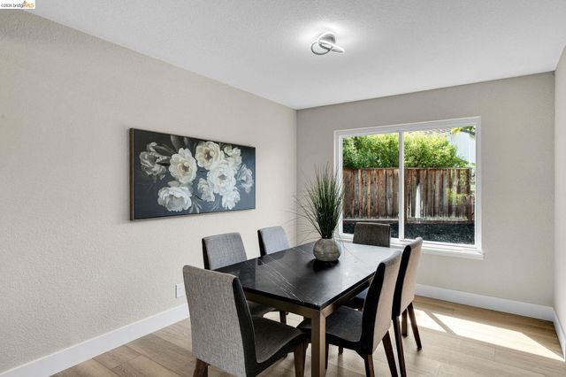 3672 Glacier Ct, Pleasanton, CA 94588