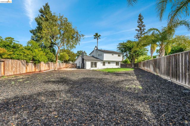 3672 Glacier Ct, Pleasanton, CA 94588