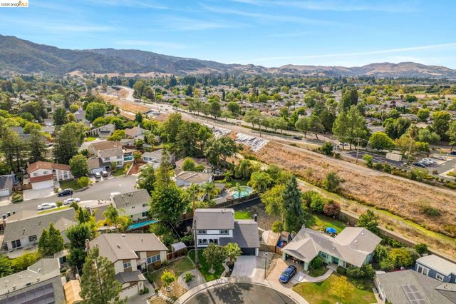 3672 Glacier Ct, Pleasanton, CA 94588