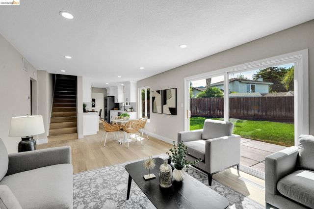 3672 Glacier Ct, Pleasanton, CA 94588
