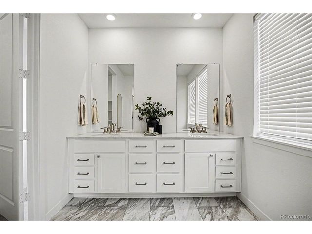 15654 W Girard Ave, Morrison, CO 80465