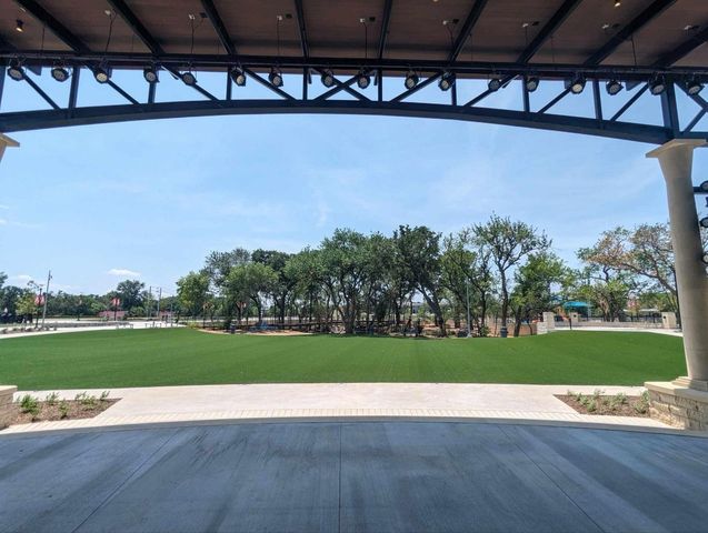 1616 Olympia Avenue, Corinth, TX 76208