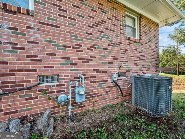 372 Hilltop Way, Toccoa, GA 30577