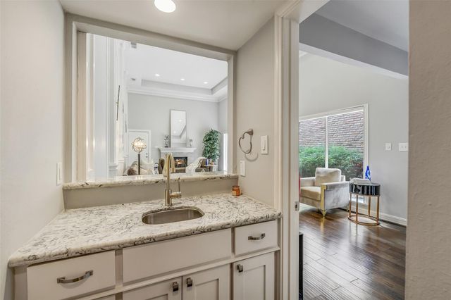 9454 Briar Forest Drive, Houston, TX 77063