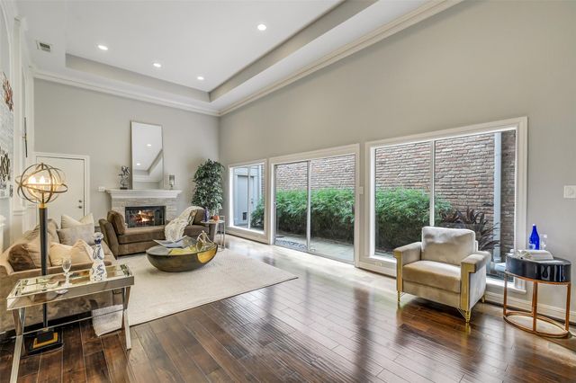 9454 Briar Forest Drive, Houston, TX 77063