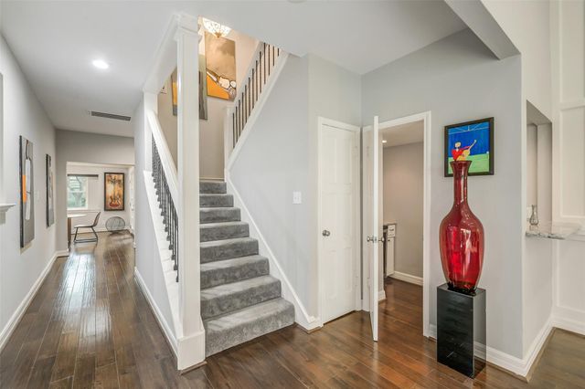 9454 Briar Forest Drive, Houston, TX 77063