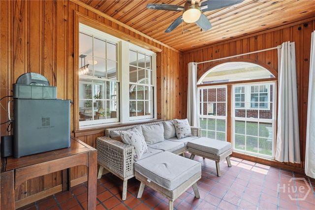 326 E 53rd Street, Savannah, GA 31405