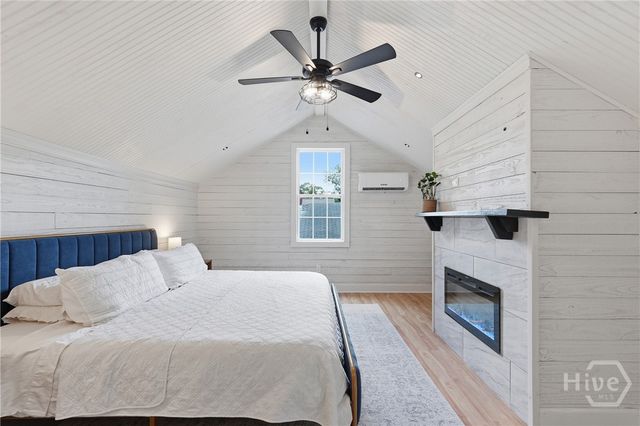 326 E 53rd Street, Savannah, GA 31405