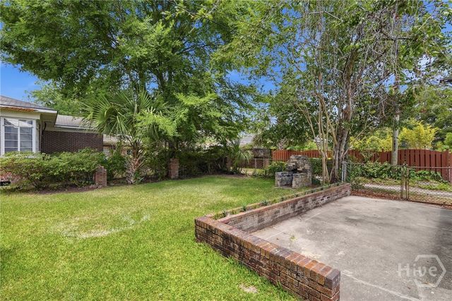 326 E 53rd Street, Savannah, GA 31405