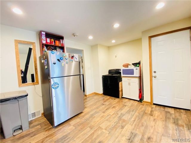 558 25th Street, Niagara Falls, NY 14301