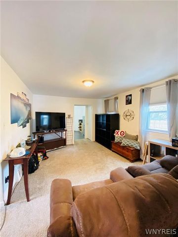 558 25th Street, Niagara Falls, NY 14301