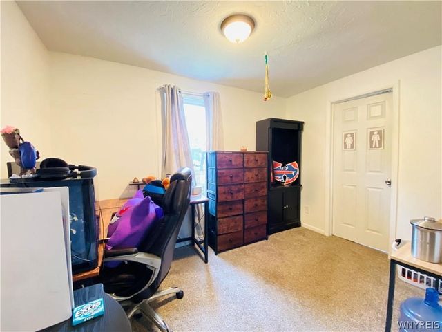 558 25th Street, Niagara Falls, NY 14301