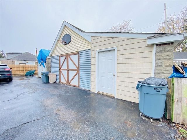 558 25th Street, Niagara Falls, NY 14301