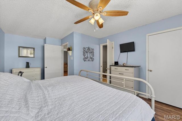 9734 Raintree Village Drive 4B, Hillsboro, MO 63050