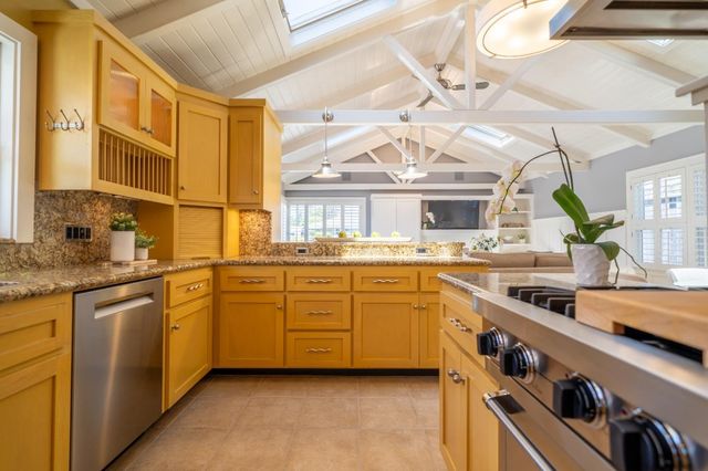 4120 Court Drive, Santa Cruz, CA 95062