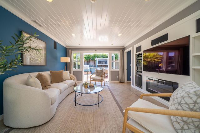 4120 Court Drive, Santa Cruz, CA 95062