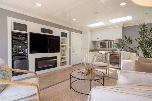 4120 Court Drive, Santa Cruz, CA 95062